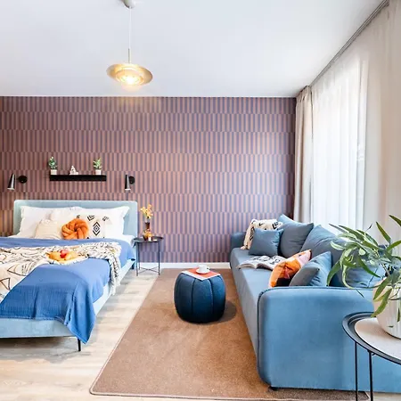 Days - With 100 Mbps Wifi & Smart Tv In New Town * Prague