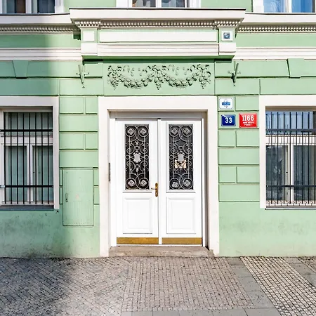 Appartement Days - With 100 Mbps Wifi & Smart Tv In New Town Prague